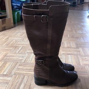 Naturalizer- Rozene Tall Boot 7.5W Wide Calf